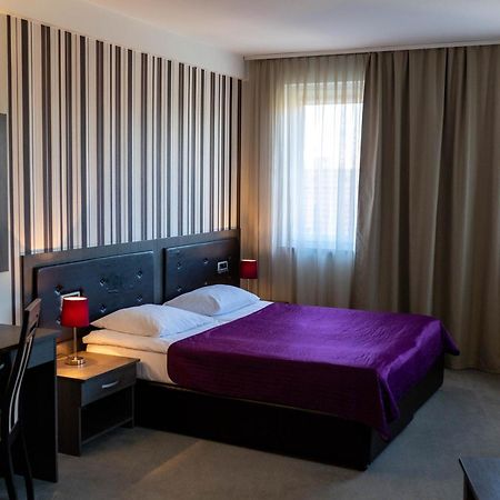 Art Hotel Slavonski Brod Luaran gambar