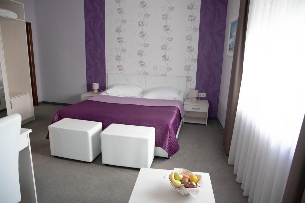 Art Hotel Slavonski Brod Luaran gambar
