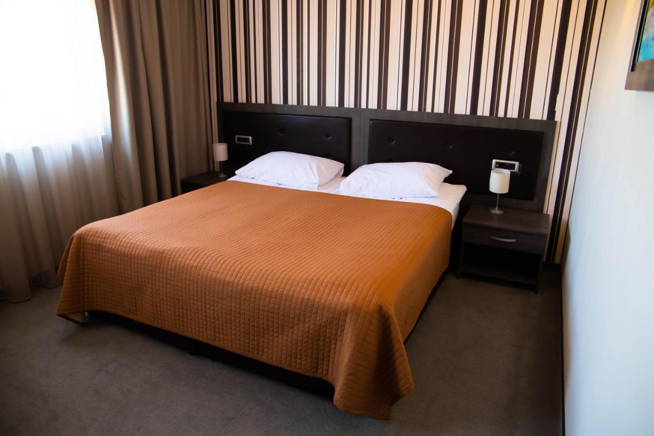 Art Hotel Slavonski Brod Luaran gambar