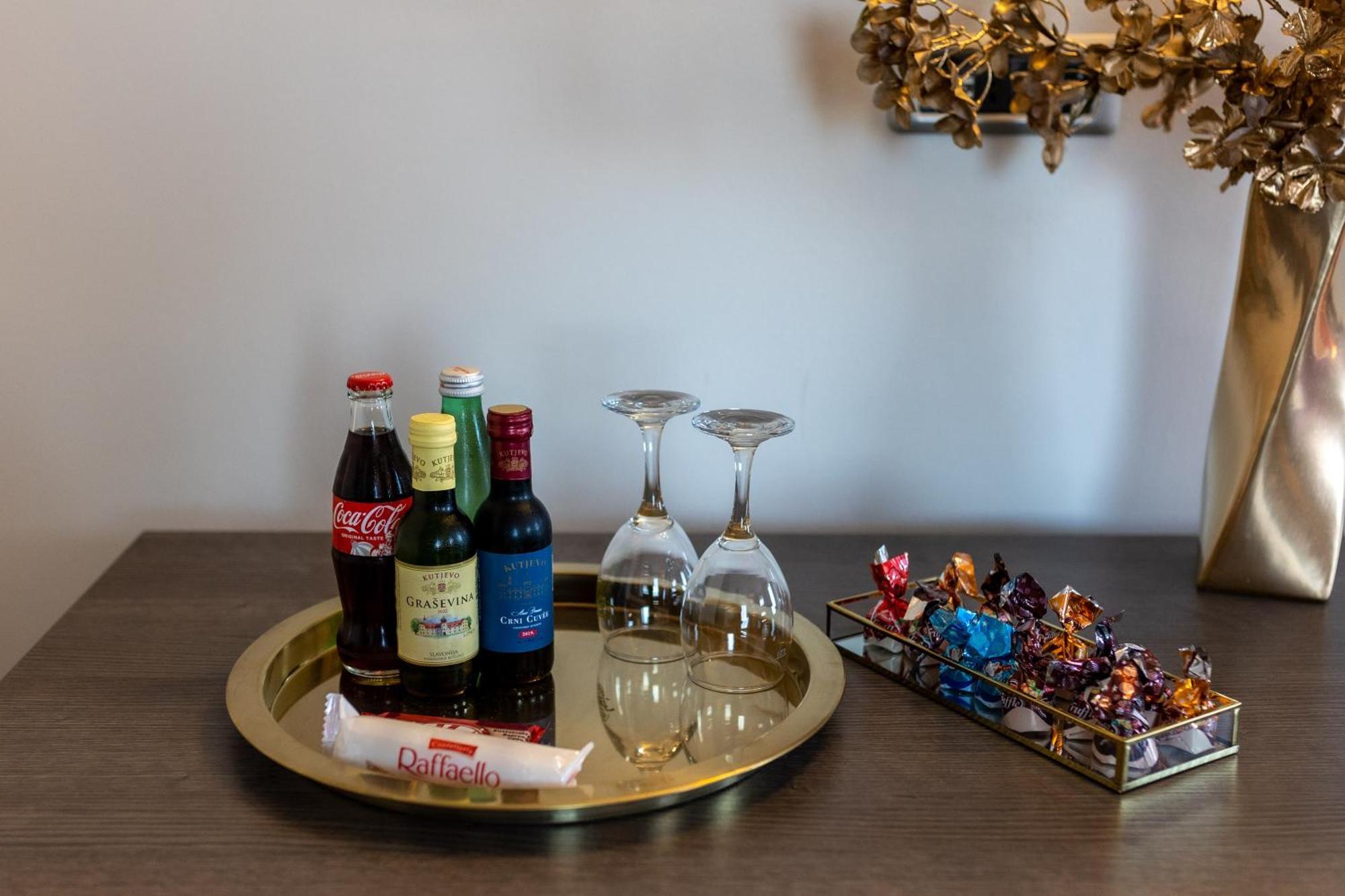 Art Hotel Slavonski Brod Luaran gambar